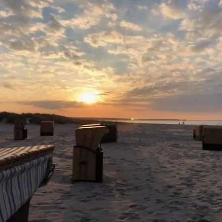 Doppelhaushaelfte Luv In Zingst, Cleaning Included