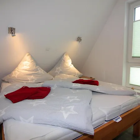 Doppelhaushaelfte Luv In Zingst, Cleaning Included *